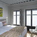 Porta Nova Collection House