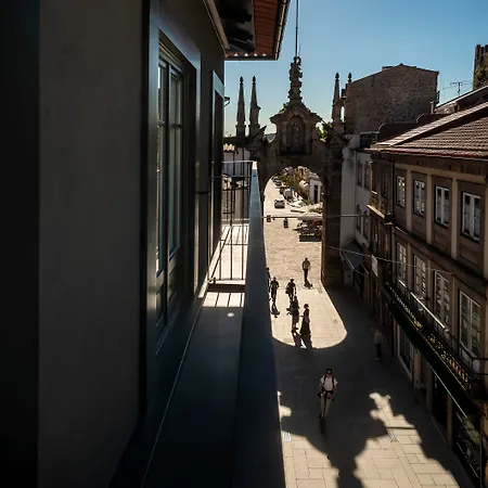 Porta Nova Collection House 4*