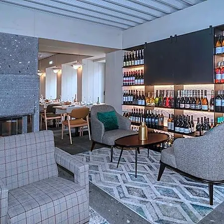 Porta Nova Collection House 4*