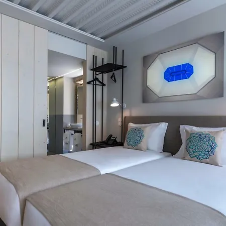 Porta Nova Collection House