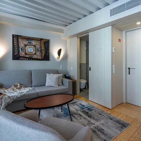 게스트하우스 Porta Nova Collection House 4*
