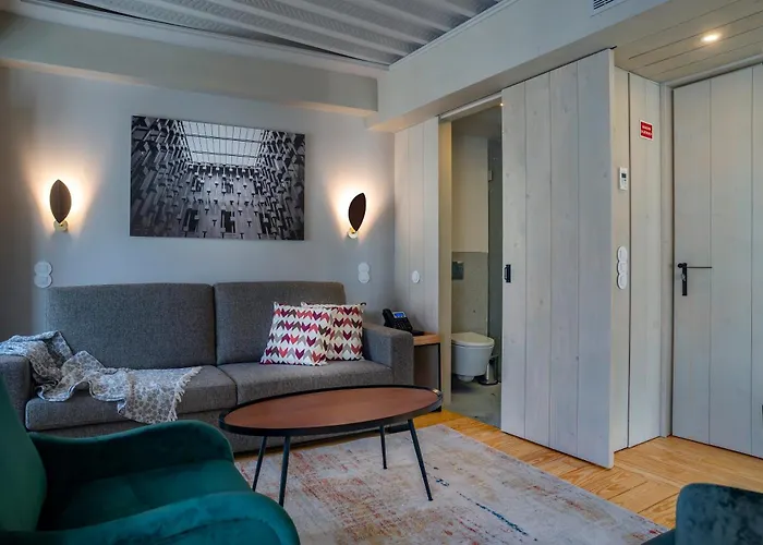 Porta Nova Collection House 4*