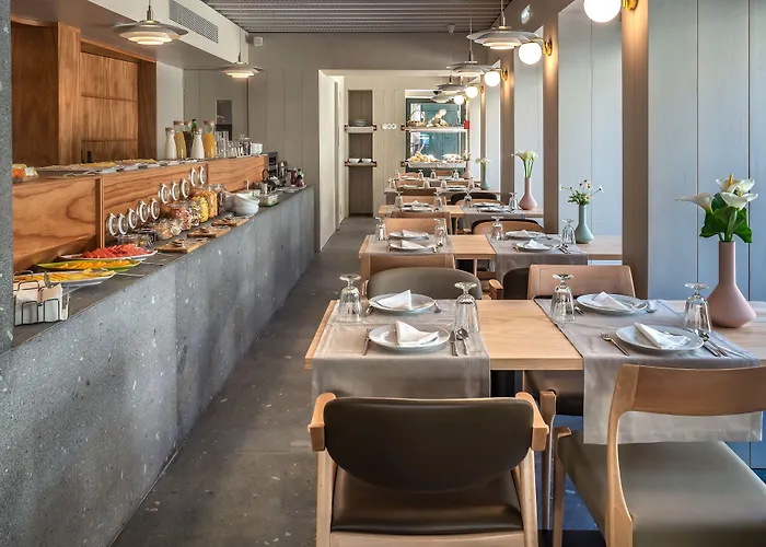 בית הארחה Porta Nova Collection House 4*