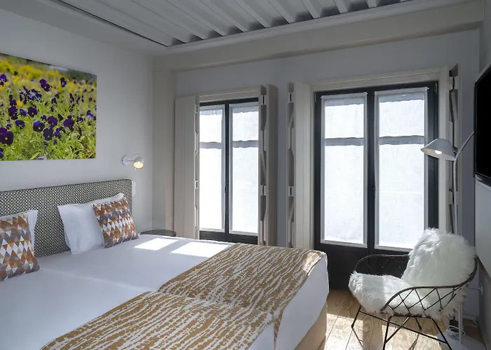 Porta Nova Collection House