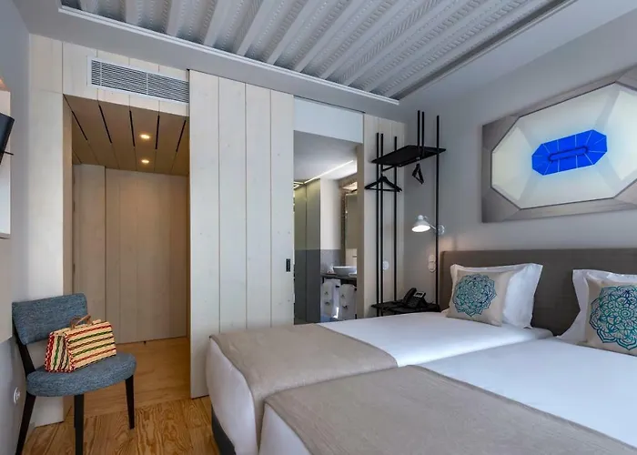 Porta Nova Collection House 4* בראגה